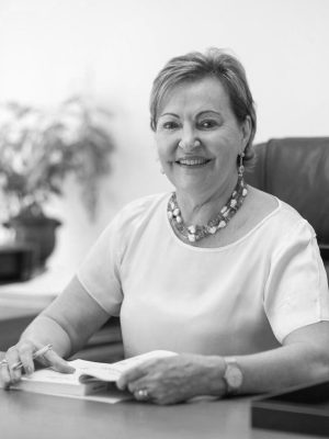 9- Aparecida Rosa Moro Carneiro